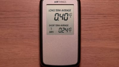 Airthings Corentium Home vs Ecosense EcoQube